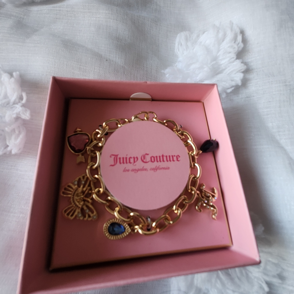 Juicy Couture Gold Tone Charm Bracelet Butterfly Pink NIB!!